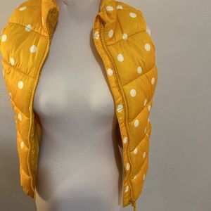 Old navy puffer vest